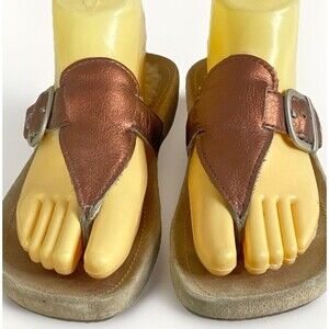 Ugg Copper Leather Thong Sandal Woman's Sz 6